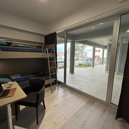 Hostelum