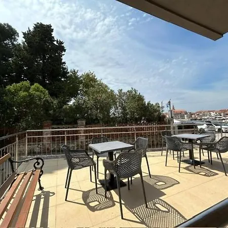 Hostel Hostelum *