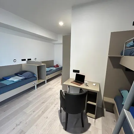 Hostel Hostelum *